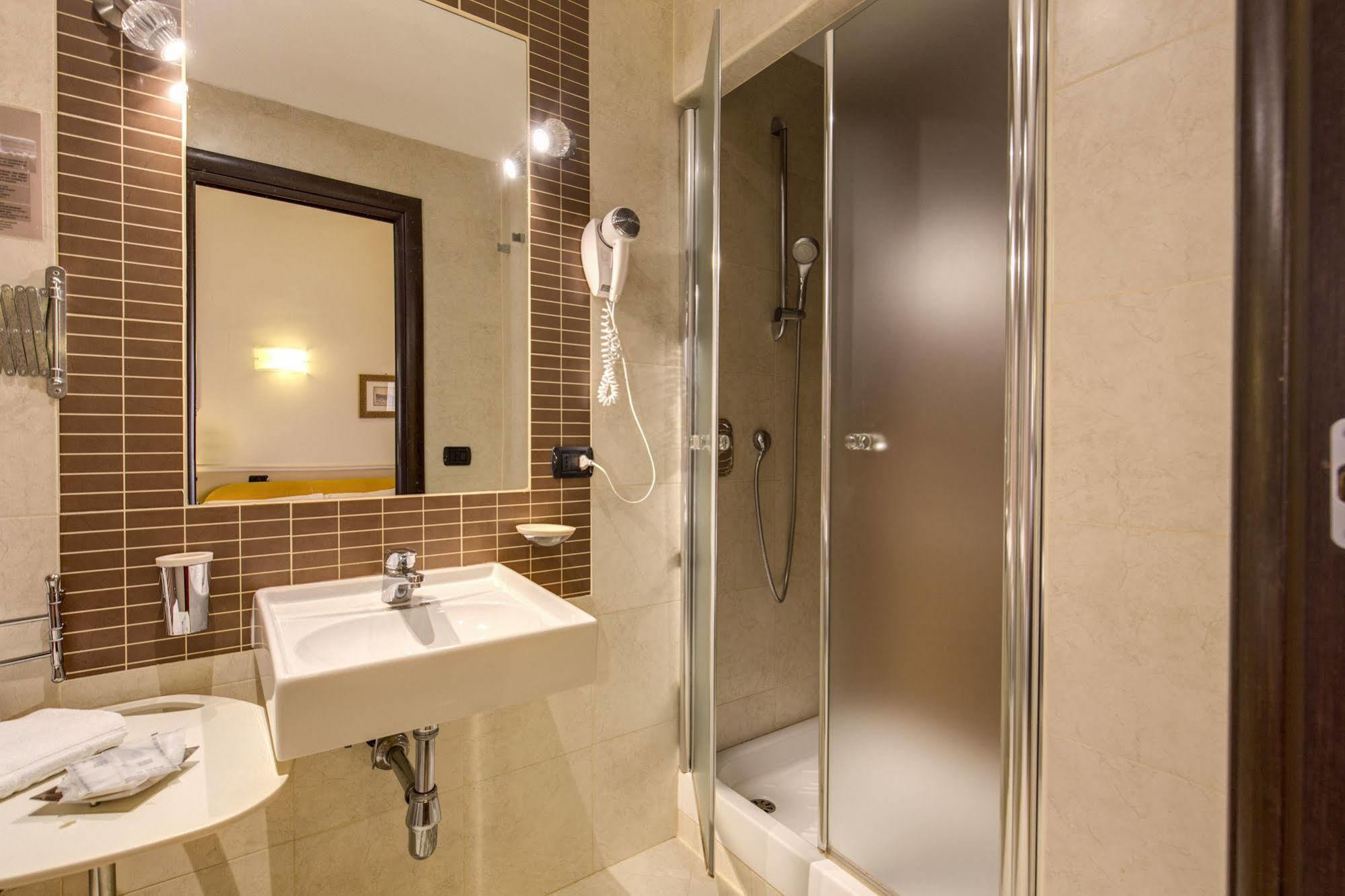 Hotel Everest Inn Rome Extérieur photo